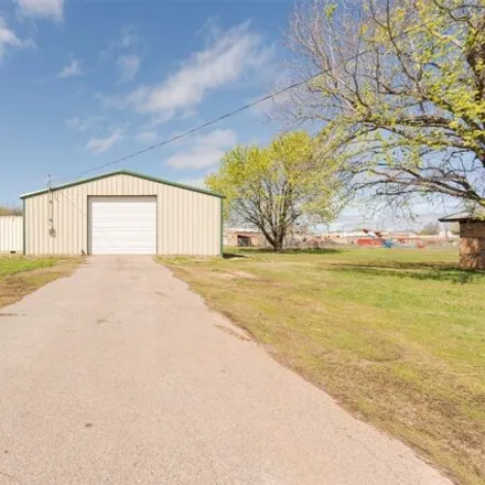 Image 4 - South County Line Road, Geary, Canadian County, OK 73040, USA - House for sale