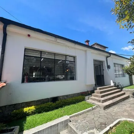 Image 2 - Ocho y Medio Cafe, Valladolid N24-353, 170525, Quito, Ecuador - House for sale