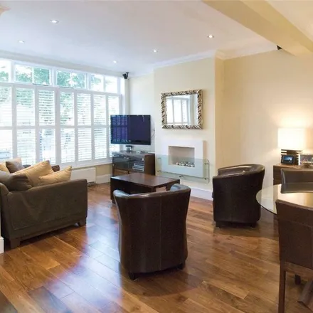 Image 3 - 5 Violet Hill, London, NW8 9XT, United Kingdom - House for rent