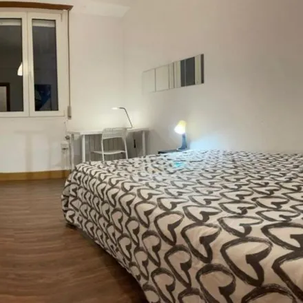 Rent this 3 bed apartment on Avenida de Ramón y Cajal / Ramón y Cajal etorbidea in 21, 48014 Bilbao