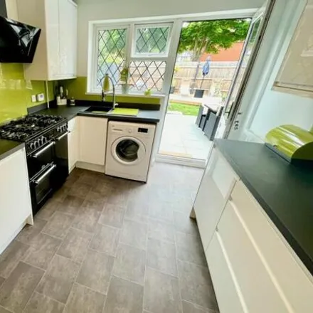 Image 5 - Batemans Close, Worthing, BN13 3SA, United Kingdom - House for sale