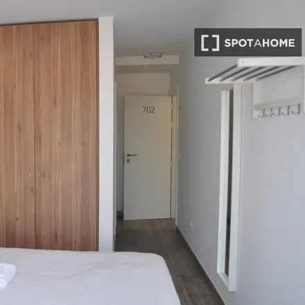 Rent this 36 bed room on Campo Pequeno - Avenida Defensores de Chaves in Campo Pequeno, 1000-081 Lisbon