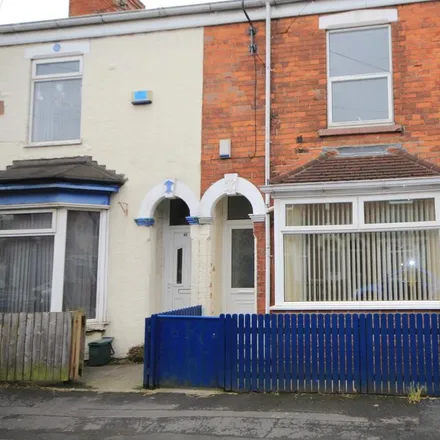 Rent this 3 bed townhouse on Mersey Street in Hull, HU8 8TQ