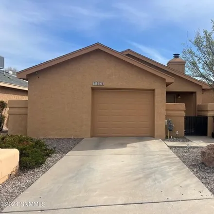 Buy this 3 bed house on 2279 S Don Roser Dr in Las Cruces, New Mexico