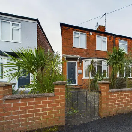 Buy this 2 bed house on Richmond Road in Hessle, HU13 9DN