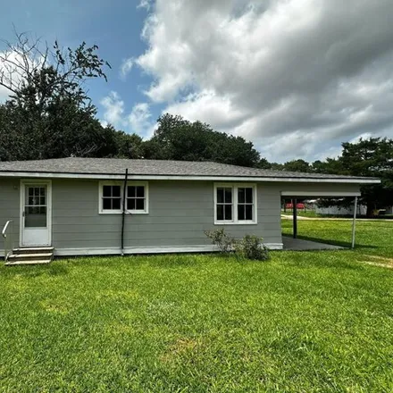 Buy this 3 bed house on 102 Estelle Drive in Carencro, LA 70520