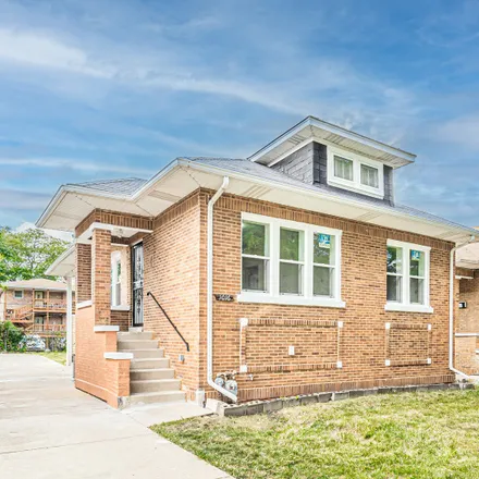 Buy this 2 bed house on 1016 South 12th Avenue in Maywood, IL 60153