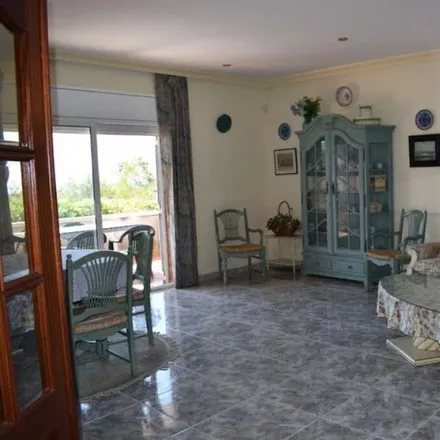Rent this 4 bed house on 43882 Calafell