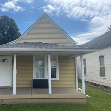 Rent this 1 bed apartment on 2238 Ekin Avenue in New Albany, IN 47150