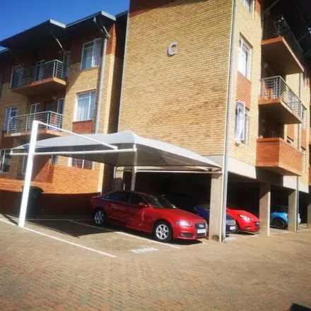 Rent this 1 bed apartment on M1 in Braamfontein, Johannesburg