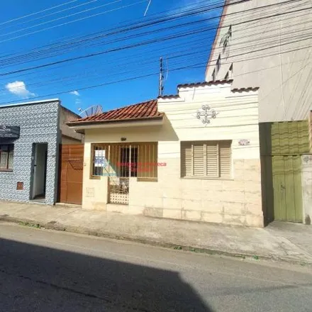 Buy this 2 bed house on Rua Venceslau Braz in Centro, Varginha - MG
