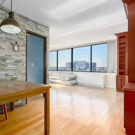 Image 2 - The Summit, 97th Place, New York, NY 11374, USA - Condo for rent