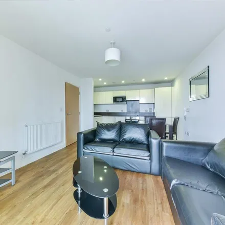 Image 3 - Sienna Corte, Loampit Vale, London, SE13 7FT, United Kingdom - Apartment for rent