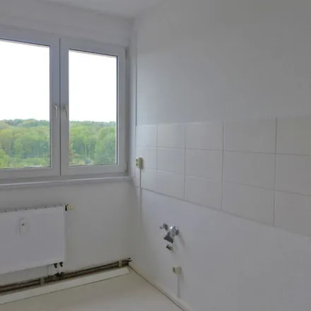 Image 2 - Am Hohen Hain 19a, 09212 Limbach-Oberfrohna, Germany - Apartment for rent