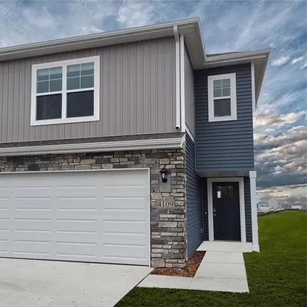 Buy this 3 bed house on Indian Ridge Drive in Waukee, IA 50263