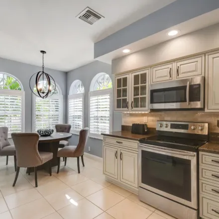 Image 3 - 206 Ryder Cup Circle, Palm Beach Gardens, FL 33418, USA - Apartment for rent