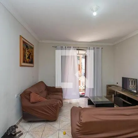 Rent this 4 bed house on Travessa das Rosas in Conceição, Diadema - SP