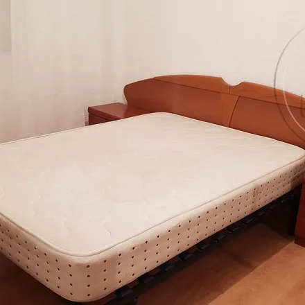 Rent this 3 bed apartment on Farmacia Gómez Bustillo in Paseo del General Dávila, 240