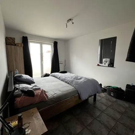 Rent this 2 bed apartment on Rue des Francs 79 in 6001 Charleroi, Belgium