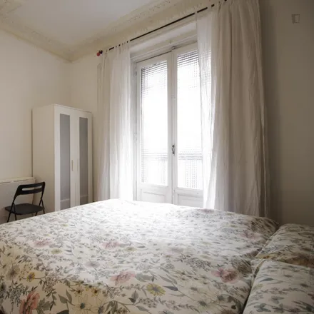 Rent this 8 bed room on Hostal Díaz in Calle de Atocha, 51