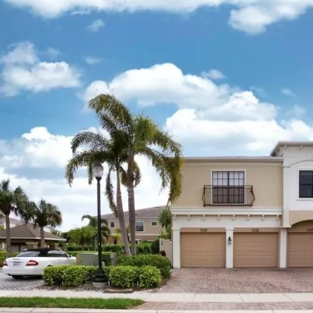 Buy this 3 bed condo on 4184 Overture Circle in Bradenton, FL 34209