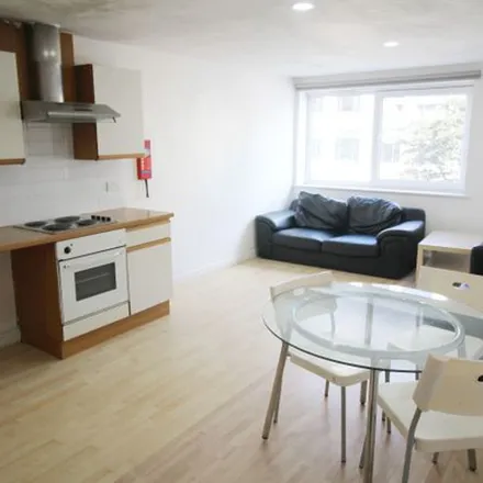 Image 1 - University of Leeds, Inner Ring Road, Arena Quarter, Leeds, LS2 3AE, United Kingdom - Apartment for rent