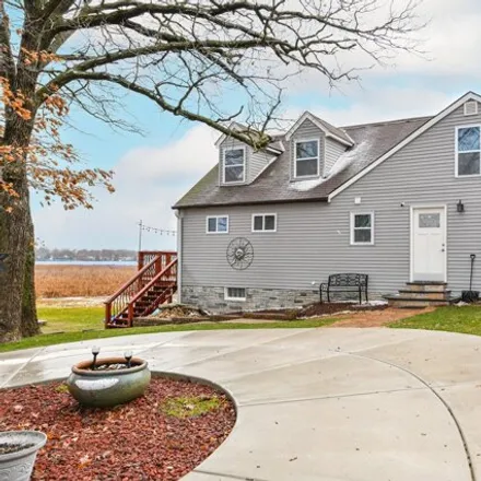 Buy this 3 bed house on W302S10120 Lakeview Drive in Mukwonago, WI 53149
