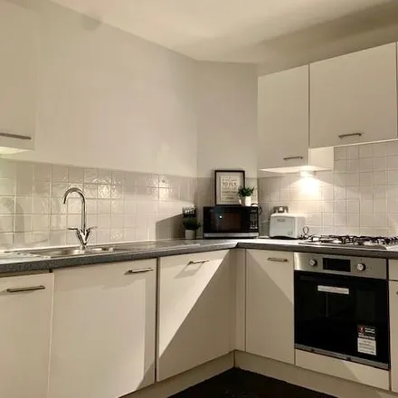 Image 3 - 100 Queen Street, Glasgow, G1 3AQ, United Kingdom - Apartment for rent