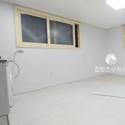 Image 2 - 서울특별시 송파구 석촌동 18-11 - Apartment for rent