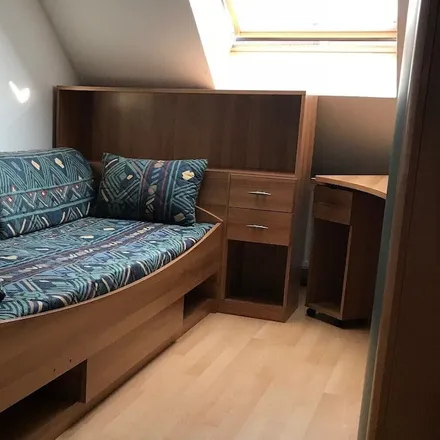 Rent this 2 bed apartment on Handyarzt MD in Große Diesdorfer Straße 220, 39108 Magdeburg