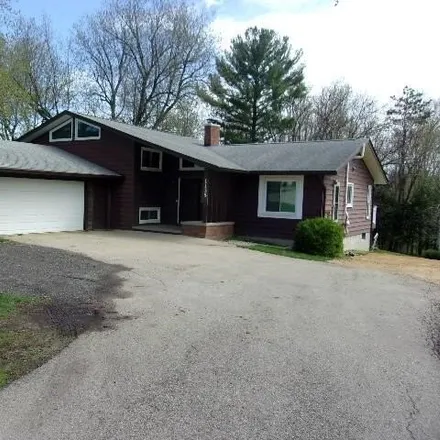 Buy this 4 bed house on 1050 Union Street in Platteville, WI 53818
