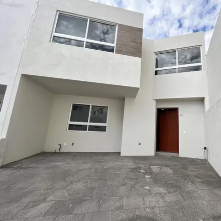 Buy this studio apartment on La Avellana in La Haciendita, 45238 Santa Ana Tepetitlán