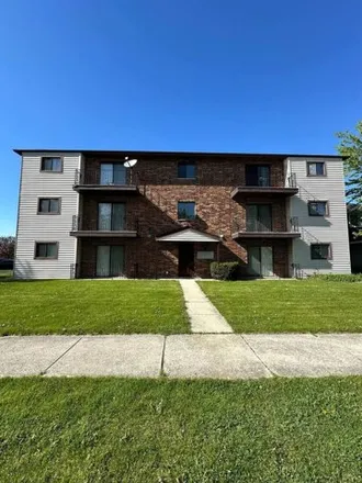 Rent this 2 bed apartment on 5278 Thomas Drive in Richton Park, Rich Township