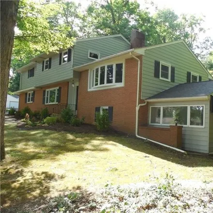 Image 3 - 3643 Laurel Ln, Pennsylvania, 18034 - House for sale