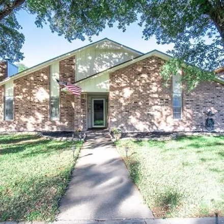 Buy this 3 bed house on 1976 Oak Ridge Drive in Portland, TX 78374