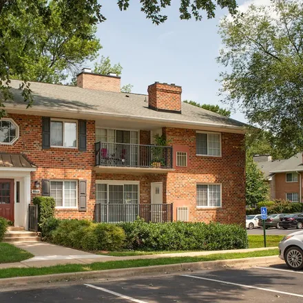 Image 3 - 9860 Fairfax Square, Fair Oaks, Fairfax, VA 22031, USA - Apartment for rent