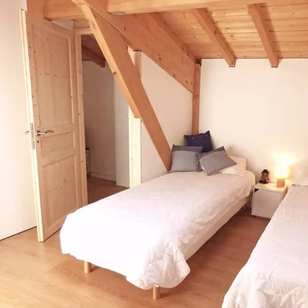 Rent this 2 bed apartment on 64310 Saint-Pée-sur-Nivelle