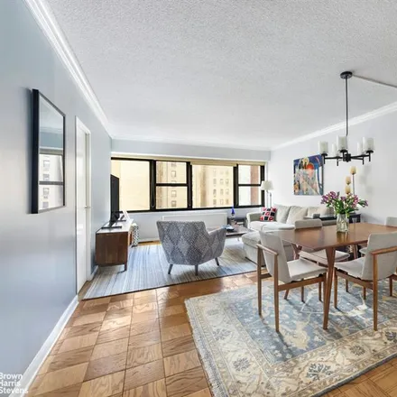Image 1 - 160 EAST 38TH STREET 8B in New York - Townhouse for sale