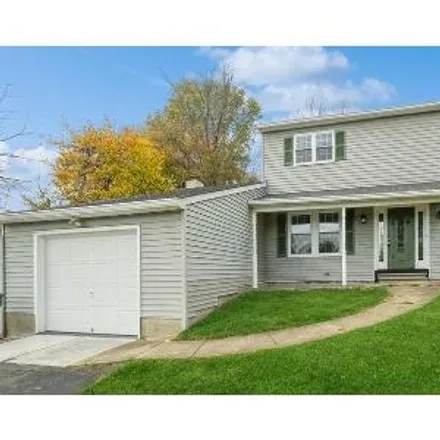 Buy this 3 bed house on Buckley Avenue in Oxford, Oxford Township
