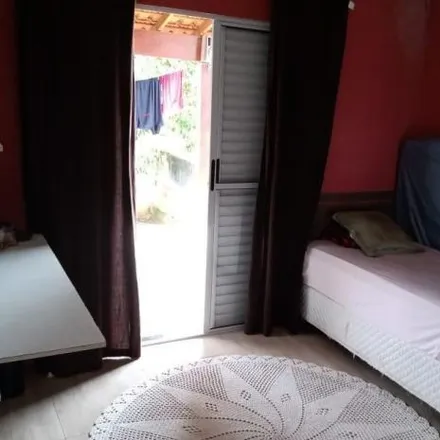 Buy this 2 bed house on Rua Maria das Dores Delfim in Centro, Embu-Guaçu - SP