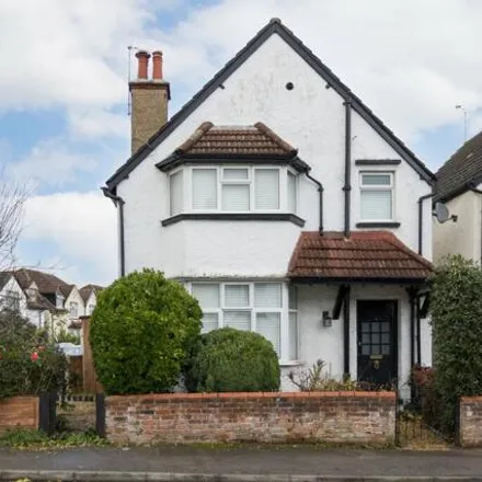 Buy this 3 bed house on 85 Weston Road in Guildford, GU2 8AN