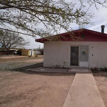 Image 3 - 274 East Olive Street, Deming, NM 88030, USA - House for sale