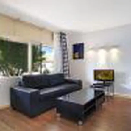 Image 3 - Pine Court, 57 O'Brien Street, Bondi Beach NSW 2026, Australia - Apartment for rent
