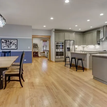 Image 1 - 2019 Darrow Avenue, Evanston, IL 60201, USA - Apartment for rent