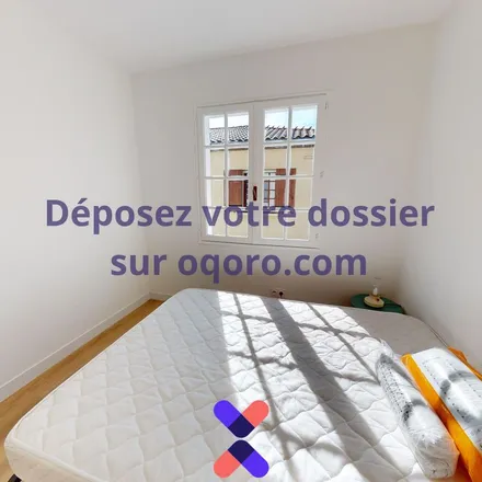Rent this 6 bed apartment on 5 Rue Léon Blum in 33400 Talence, France