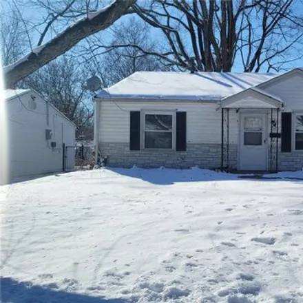 Buy this 2 bed house on 9769 Vickie Pl in Saint Louis, Missouri