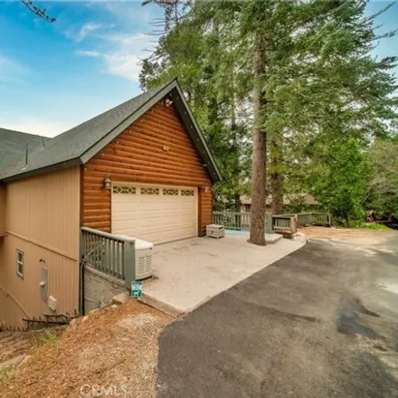 Image 5 - 27413 Cottonwood Drive, Lake Arrowhead, CA 92352, USA - House for sale