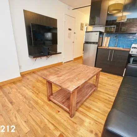 Rent this 3 bed apartment on 174 Elizabeth Street in New York, NY 10012