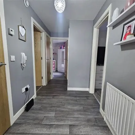 Rent this 2 bed apartment on Maple Villa in Belfast, BT12 7RS