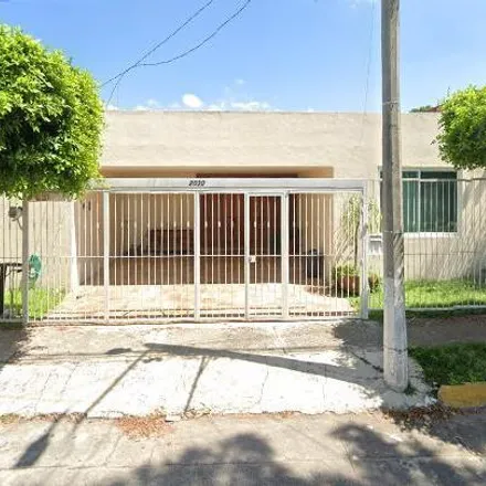 Buy this 3 bed house on Calle la Perpetua 2010 in El Parián, 44210 Guadalajara